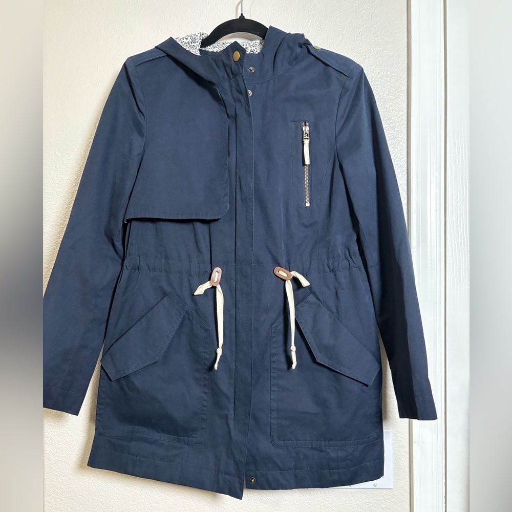 LOFT Navy Anorak Utility Jacket with Hood, Drawstring Waist, Pockets, Zip Pocket
